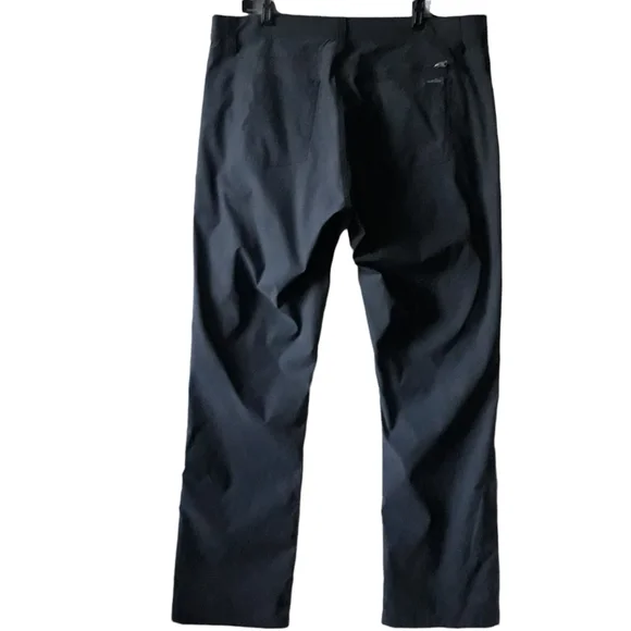 Eddie Bauer cargo pants gray size 38 with a 31in inseam - Picture 2 of 15